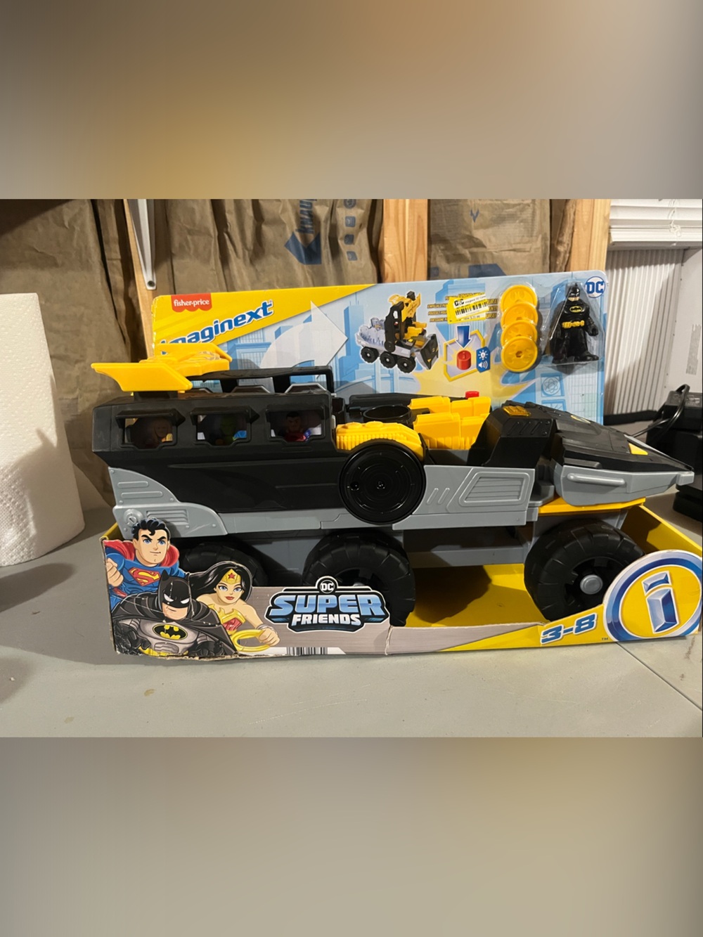 Fisher-Price Imaginext DC Super Friends Bat Carrier - Black & Yellow
